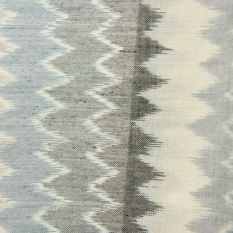 Soft blue and grey hues in zigzag